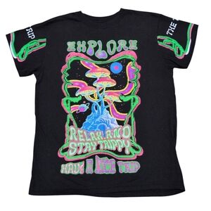 Fresh Laundry Psychedelic Mushroom Relax And Stay Trippy Neon Short Sleeve Shirt